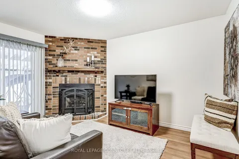 44 GOODWOOD Dr, Markham, ON L3S 2K4