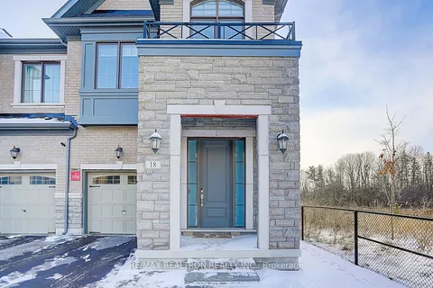18 Ducharme Dr, Richmond Hill, ON L4S 0J3