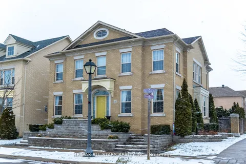 18 Orr Farm Road, Markham, ON L6C 0A3
