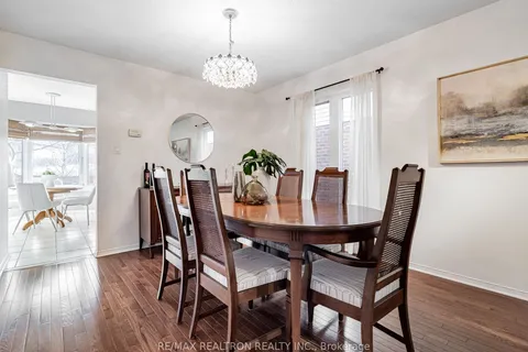 281 Chelwood Dr, Vaughan, ON L4J 7R6