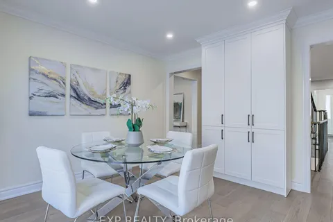106 Pine Bough Manr, Richmond Hill, ON L4S 1A4