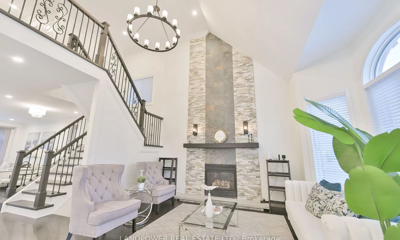 6 Tower Bridge Cres, Markham, ON L6C 2M8