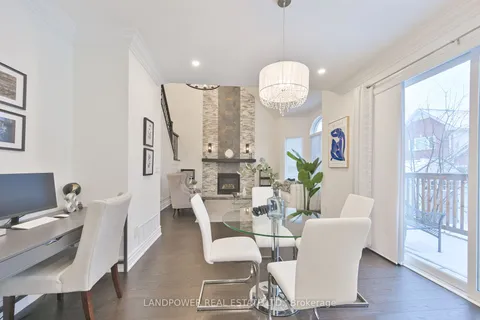 6 Tower Bridge Cres, Markham, ON L6C 2M8