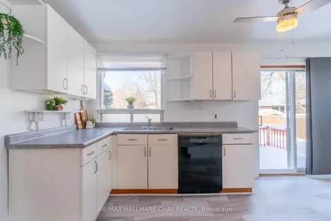 178 Albert St, New Tecumseth, ON L9R 1G4