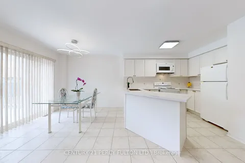314 Castlemore Ave, Markham, ON L6C 2R5