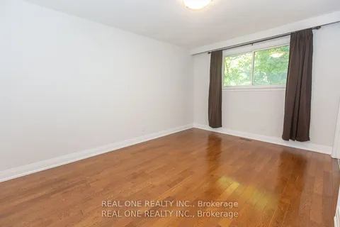 6 Albert Street, Markham, ON L3P 2T2
