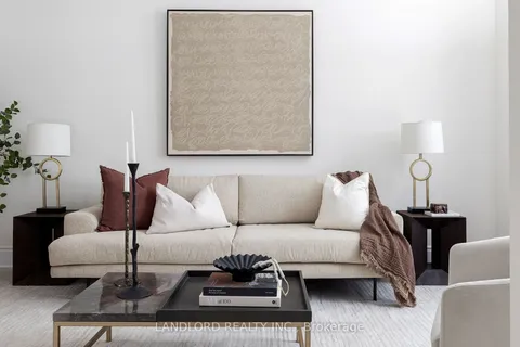 142 De La Roche Dr, Vaughan, ON L4H 5G4