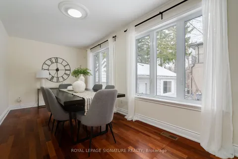 339 Elmwood Ave, Richmond Hill, ON L4C 1L7