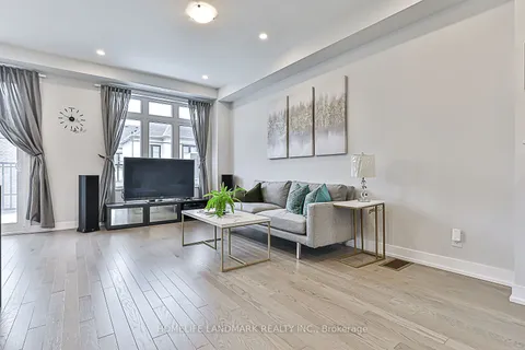 20 Percy Rye Ave, Markham, ON L6C 3K2