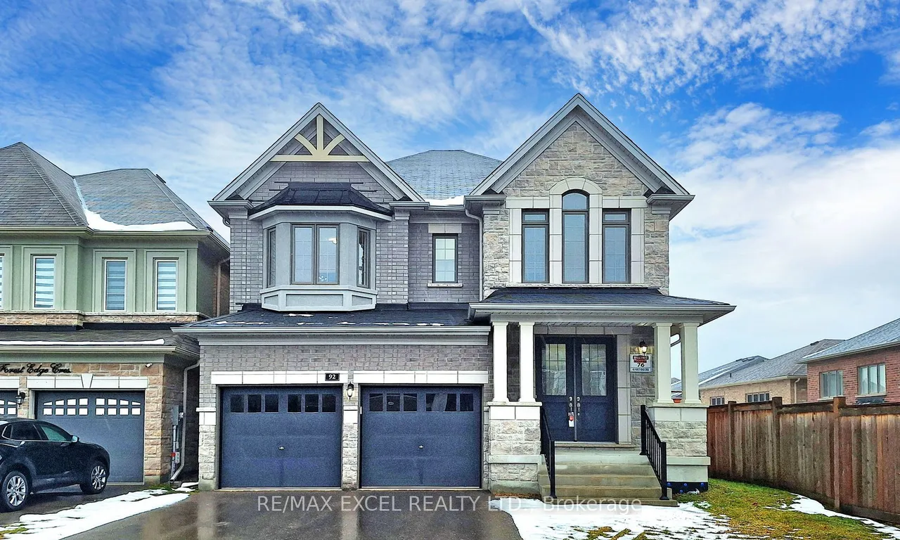 92 Forest Edge Cres, East Gwillimbury, ON L9N 1R8