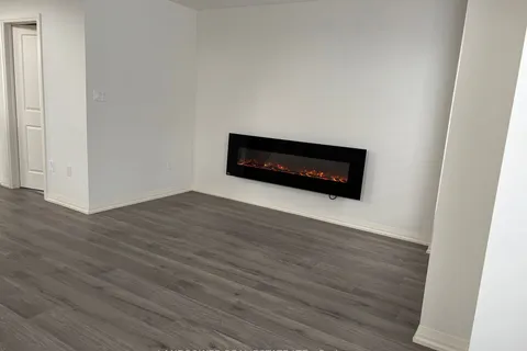 26 Canner Crt, Vaughan, ON L6A 5B4