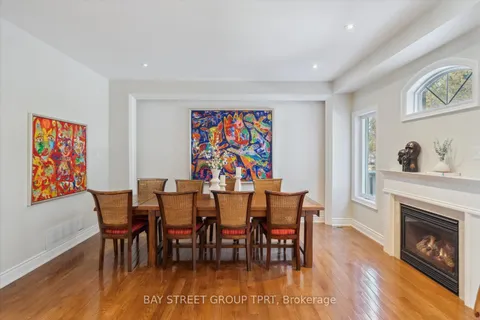 12 Wellspring Ave, Richmond Hill, ON L4E 4Z6