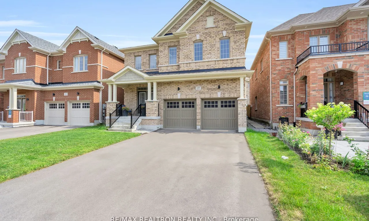 27 Pietrowski Dr, Georgina, ON L4P 1J5