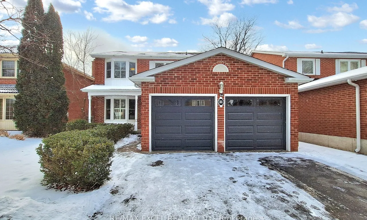 31 Barlow Rd, Markham, ON L3R 8A4