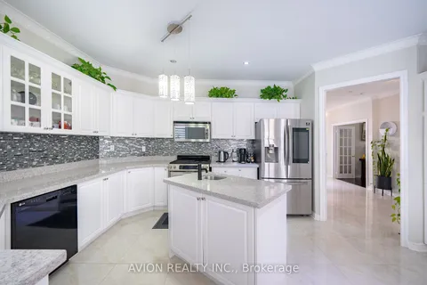 116 Boxwood Cres, Markham, ON L3S 4A4