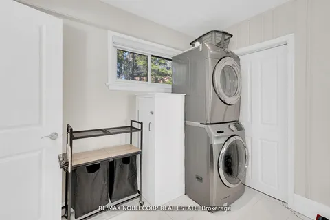 15 Old Forge Dr, King, ON L7B 1K4