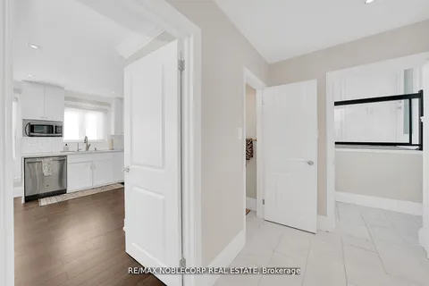 15 Old Forge Dr, King, ON L7B 1K4