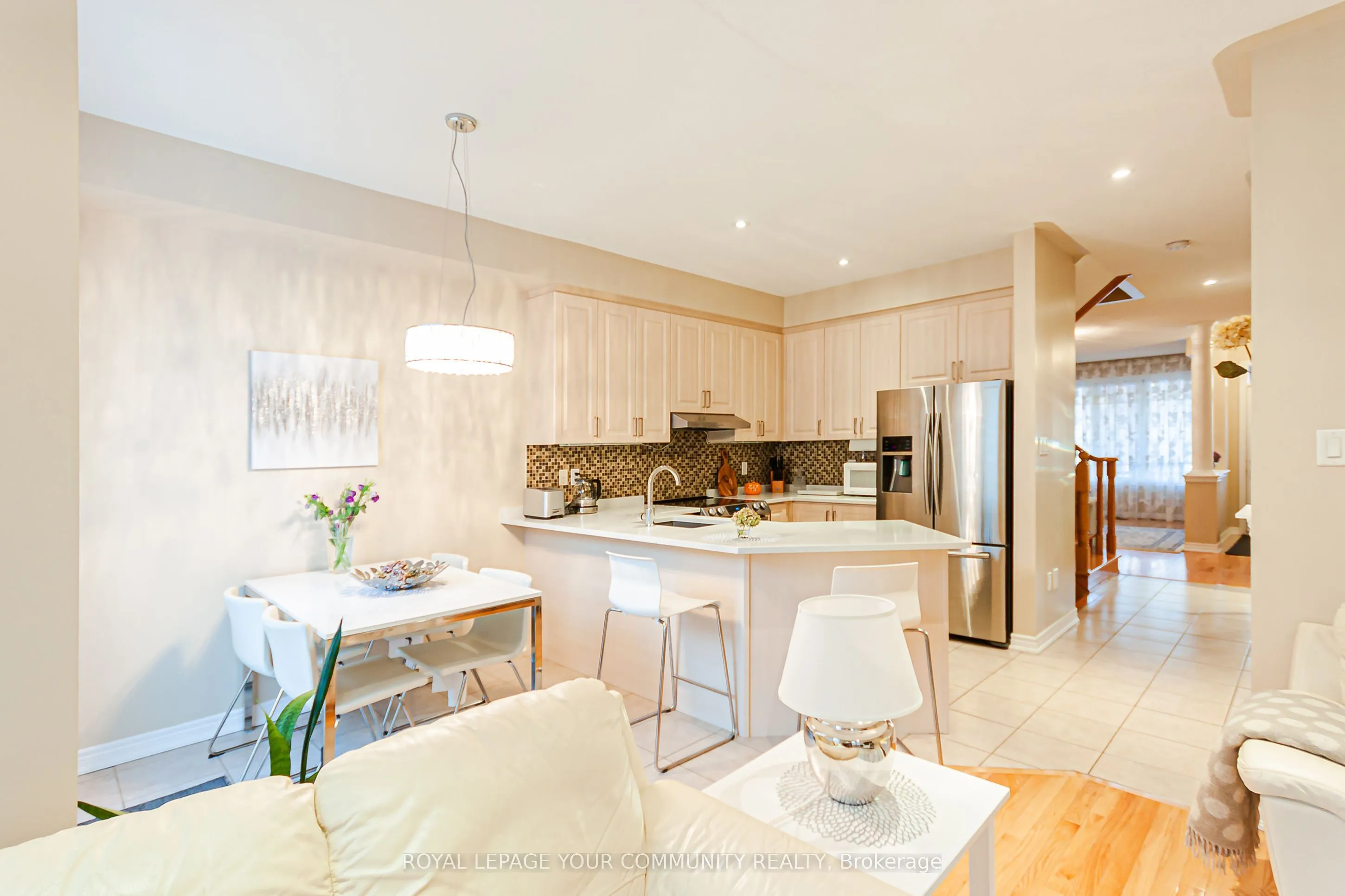 18 Stookes Crescent, Richmond Hill, ON L4E 0J4