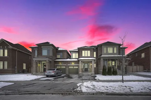 143 Jim Mortson Dr, East Gwillimbury, ON L9N 0Y9