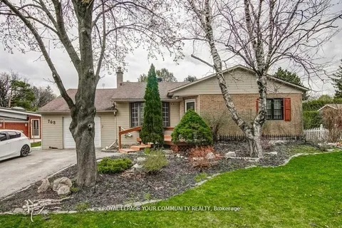 768 Grace St, Newmarket, ON L3Y 2L3