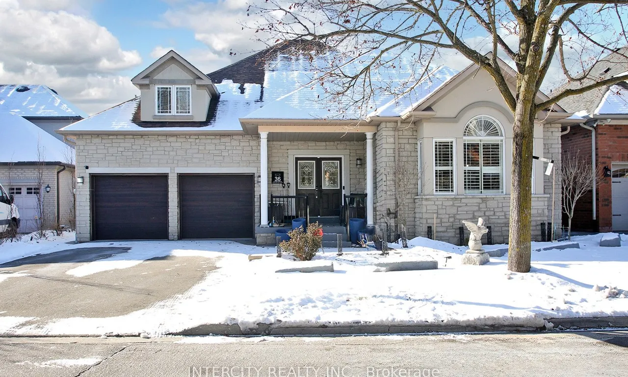 36 Woodland Trail Crt, Vaughan, ON L4L 9H9