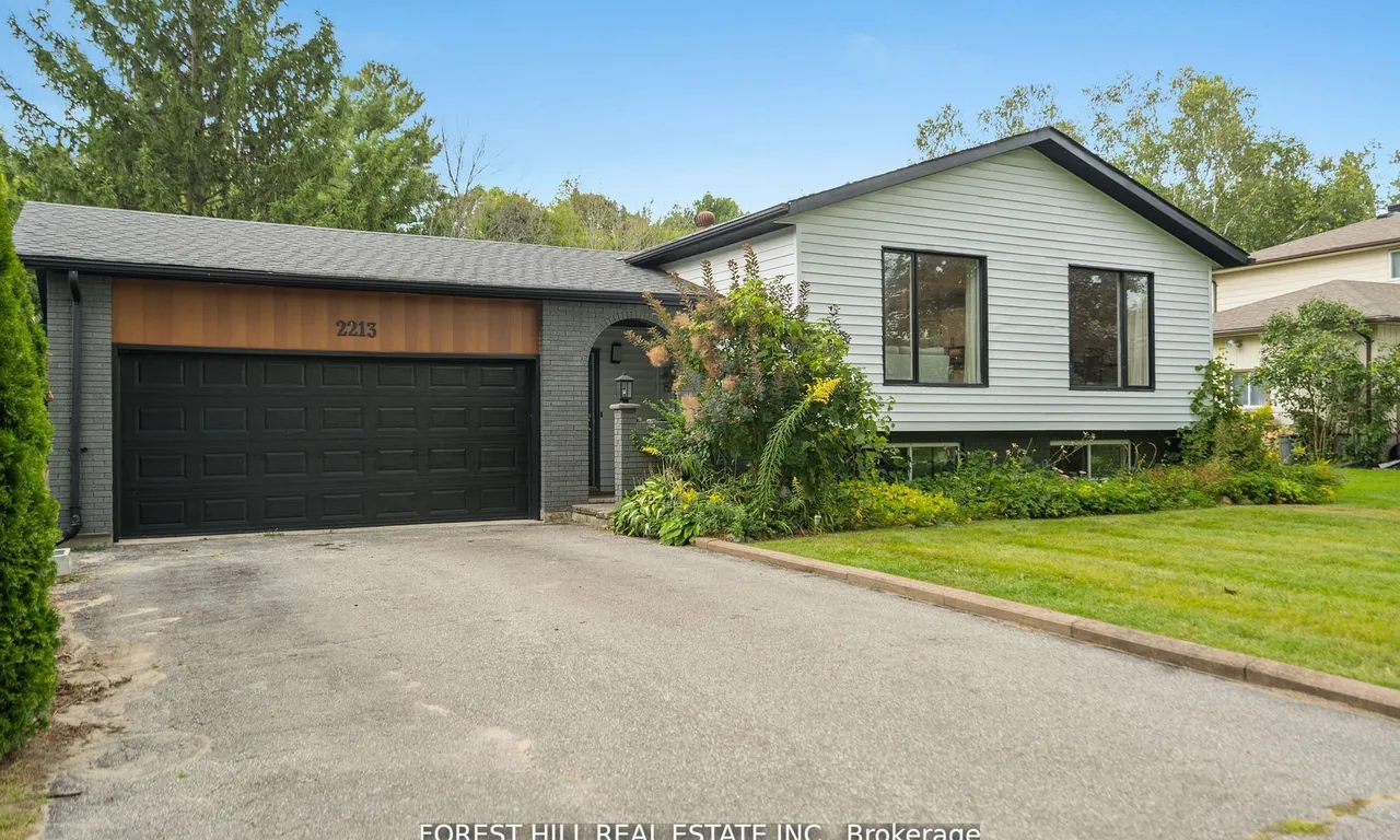 2213 SPRING St, Innisfil, ON L9S 2B6