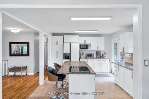 2213 SPRING St, Innisfil, ON L9S 2B6