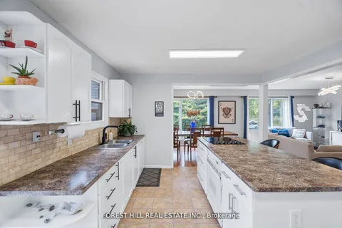 2213 SPRING St, Innisfil, ON L9S 2B6