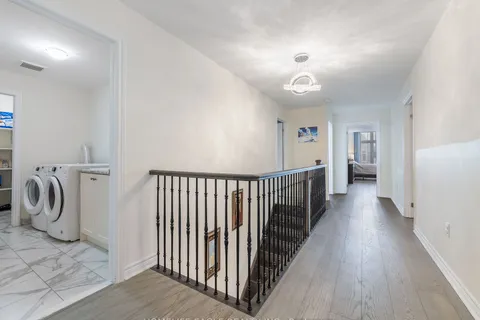 4 Goldeneye Dr, East Gwillimbury, ON L9N 0S6