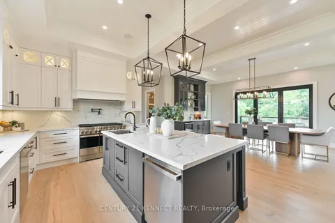 6453 Aurora Rd, Whitchurch-Stouffville, ON L4A 3K6