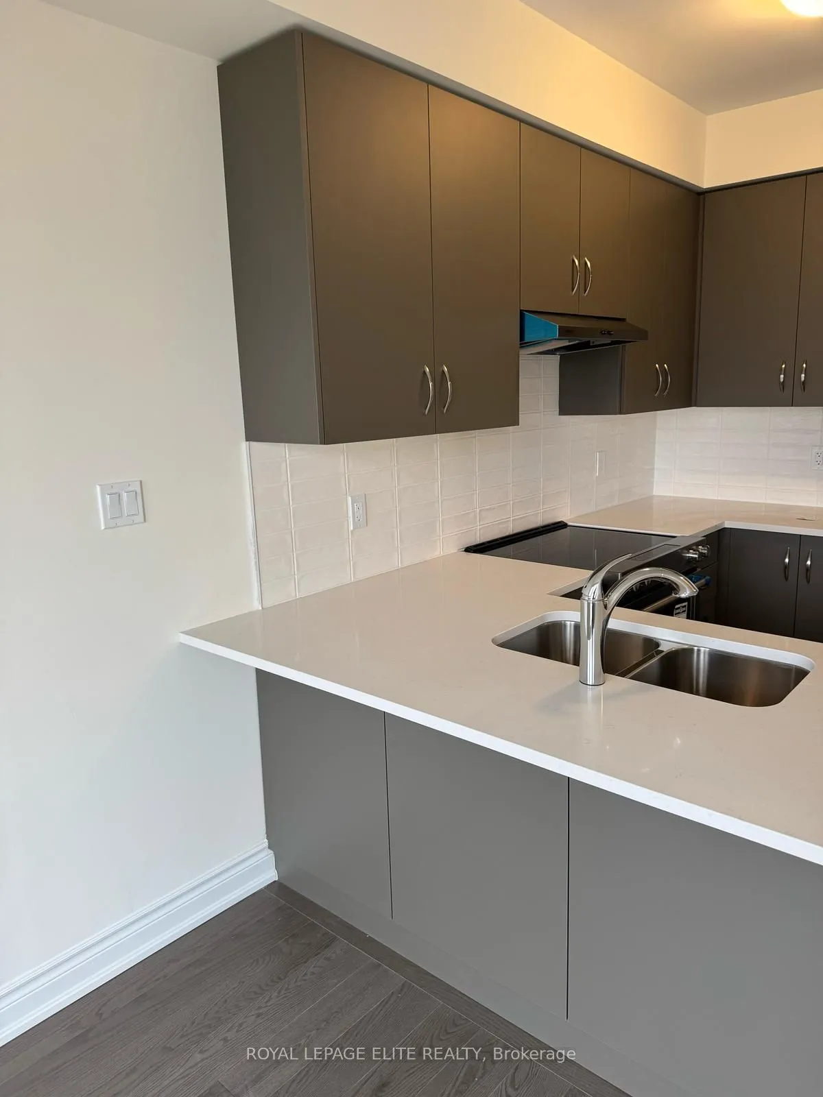 11 MACE Avenue, Richmond Hill, ON L4E 1K8