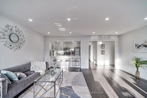 2746 Bur Oak Ave, Markham, ON L6B 1K1