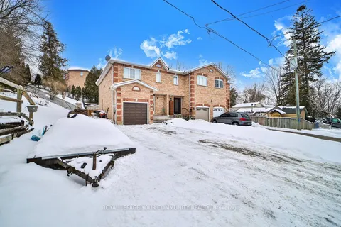 205 Parkway Ave, Georgina, ON L4P 4E1