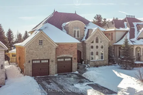 101 COUNTRY CLUB Drive, King, ON L7B 1M4