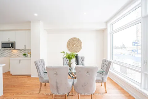 26 Dandara Gate, Vaughan, ON L4L 1V8