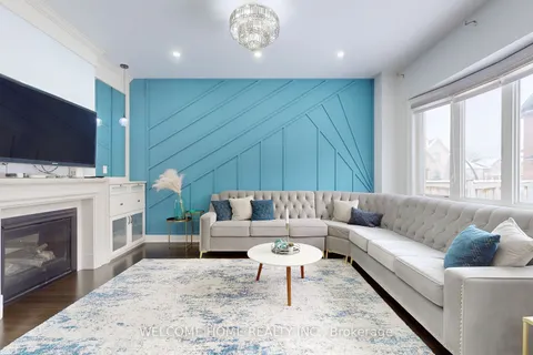 316 Poetry Dr, Vaughan, ON L4H 3W9