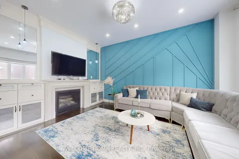 316 Poetry Dr, Vaughan, ON L4H 3W9