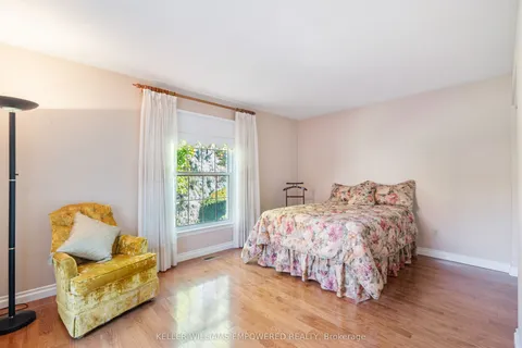 195 Arnold Avenue, Vaughan, ON L4J 1C1