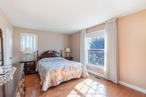 195 Arnold Avenue, Vaughan, ON L4J 1C1