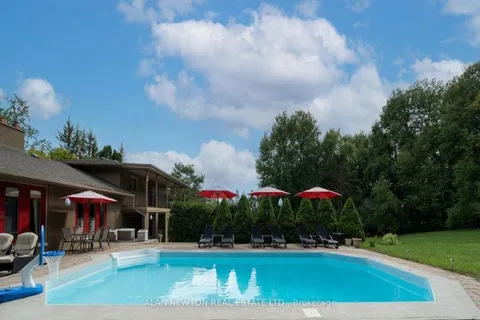 45 King View Cres, King, ON L7B 1K5