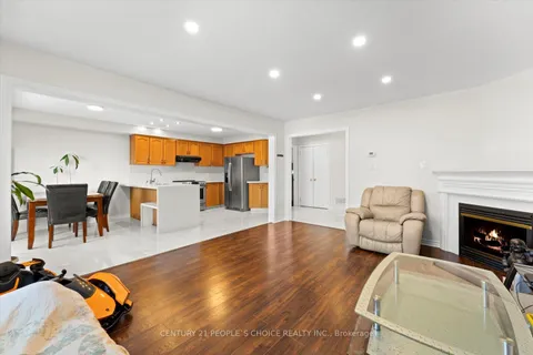 26 Rainbow Crt, Georgina, ON L4P 3Z6