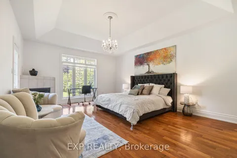 413 Coventry Hill Trail, Newmarket, ON L3X 2G9