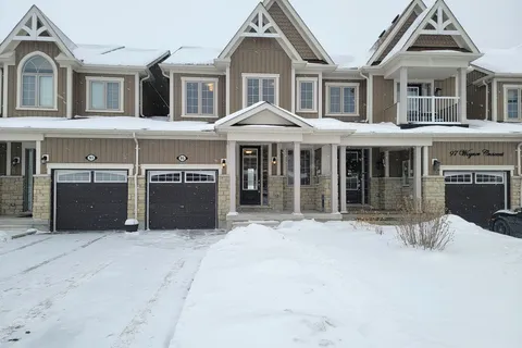 95 Wagner Cres, Essa, ON L0M 1B6