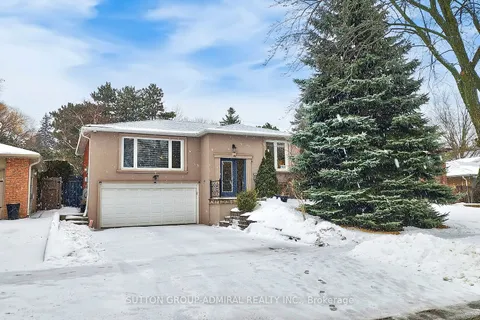 144 Kirk Dr, Markham, ON L3T 3L4