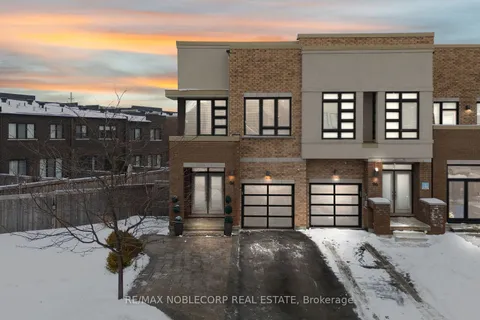 94 Denarius Cres, Richmond Hill, ON L4E 5B6