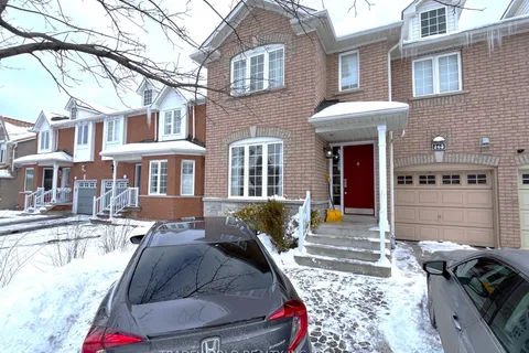 267 Flagstone Way, Newmarket, ON L3X 2Y1