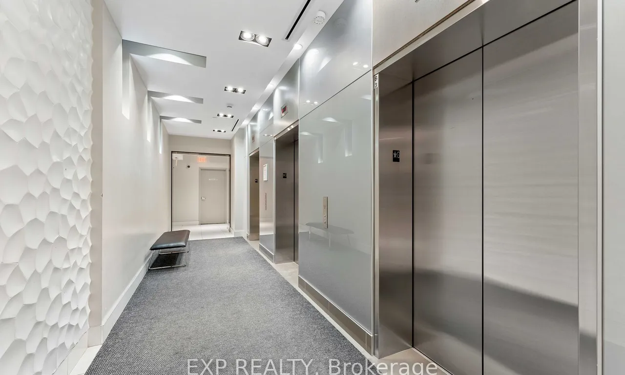 Condo Apt interior view at 7165 Yonge St Markham