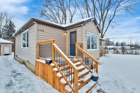 173 Garden Ave, Georgina, ON L4P 2L2