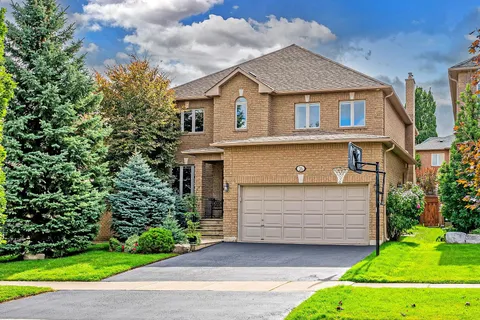 26 Langtry Pl, Vaughan, ON L4J 8K8