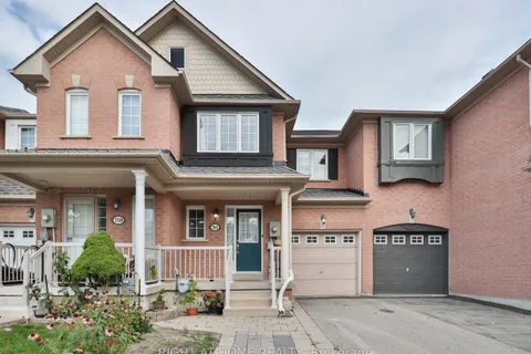 761 Joe Persechini Drive, Newmarket, ON L3X 2S6